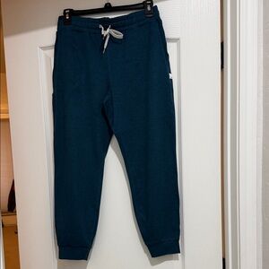 Vuori joggers. Small. Cosmic. No flaws.